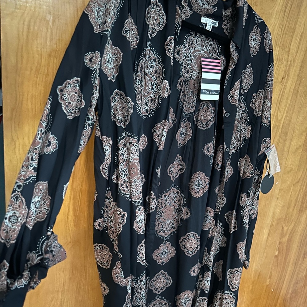Button up Shirt Bundle - Picture 5 of 16